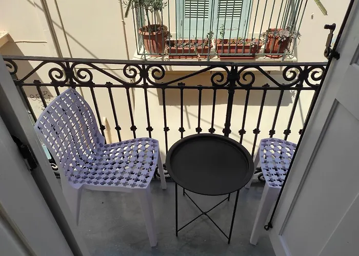 1830 Chateau Hotell Nafplion