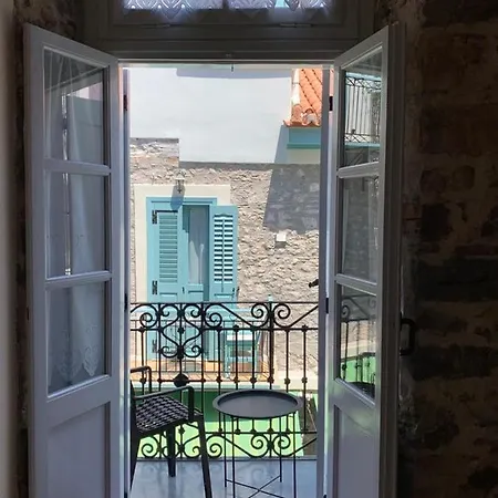 1830 Chateau 나플리오