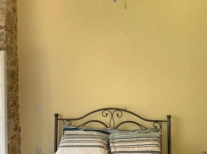 1830 Chateau Hotell *