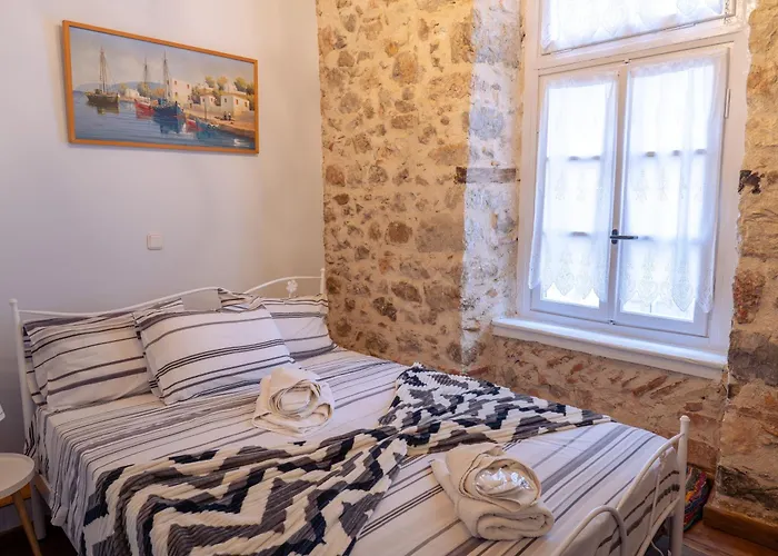 1830 Chateau Szálloda *